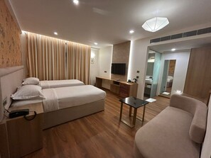Executive Double Room | Desk, laptop workspace, free WiFi - FERNWOOD HOTELS AND RESORTS (Bengaluru)