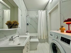 Hair dryer, towels, soap, toilet paper - "Matisse" cozy apartment near Arbat (Almaty)