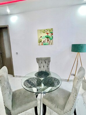 In-room dining - Tamara Court (Lagos)