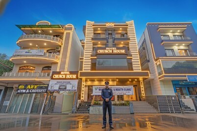 Hotel Church House - Rohini I Near Metro I Spacious Rooms I Friendly Staff I Most Preferred Hotel In Rohini