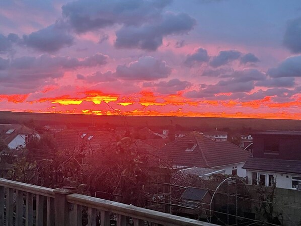 Dormitorio compartido, 1 habitación, para fumadores, balcón | Áreas de la propiedad