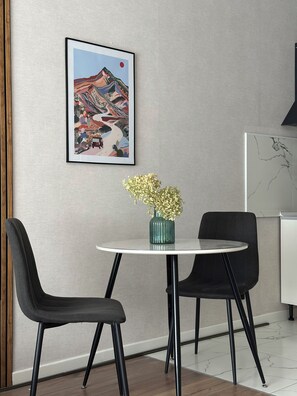 Dining - "Secret Garden" enjoyable 1-bedroom apartment near Arbat (Almaty)