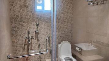 Shower, towels, soap