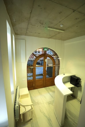 Reception - HOTEL NICOLO (Tbilisi)