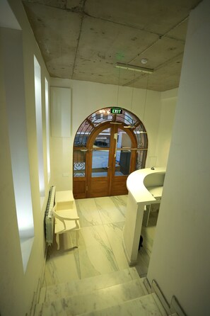 Reception - HOTEL NICOLO (Tbilisi)