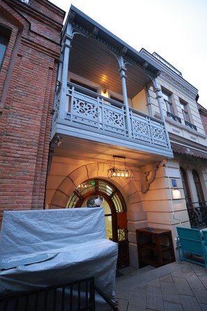 Exterior - HOTEL NICOLO (Tbilisi)