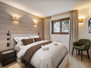 3 bedrooms, free WiFi - Family apartment with terrace and wifi, close to slopes in Courchevel Le Praz (La Tania)