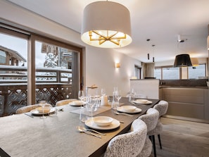 Dining - Family apartment with terrace and wifi, close to slopes in Courchevel Le Praz (La Tania)
