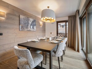 Dining - Family apartment with terrace and wifi, close to slopes in Courchevel Le Praz (La Tania)