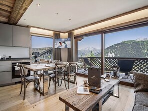Interior - 47m² Apartment in Courchevel 1850, ski-in/ski-out for 4 (Courchevel 1850)