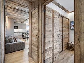 Interior - 47m² Apartment in Courchevel 1850, ski-in/ski-out for 4 (Courchevel 1850)