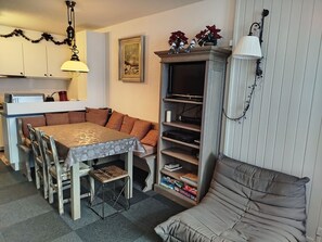TV - Apartment in Tignes, 6 pers, near slopes (Tignes)