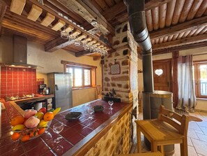 Fridge, microwave, dishwasher - Vars - Apartment for 7 pers, 80 sqm (Vars)