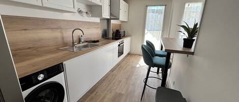 Microwave, oven, stovetop, dishwasher