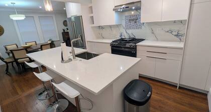 Charming newly furnished 2-bedroom house in beautiful Watertown with AC