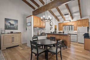 Dining - Discover the ideal retreat (Incline Village)
