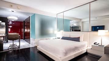 Schreibtisch, Bügeleisen/Bügelbrett, kostenloses WLAN, Bettwäsche