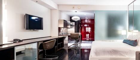 Desk, iron/ironing board, free WiFi, bed sheets