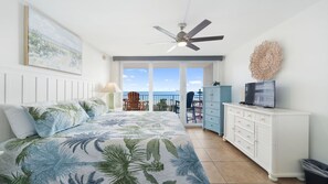 2 bedrooms, Internet, bed sheets - B407- Beautifully renovated waterfront condo! Incredible Beach Rates :) (Panama City)