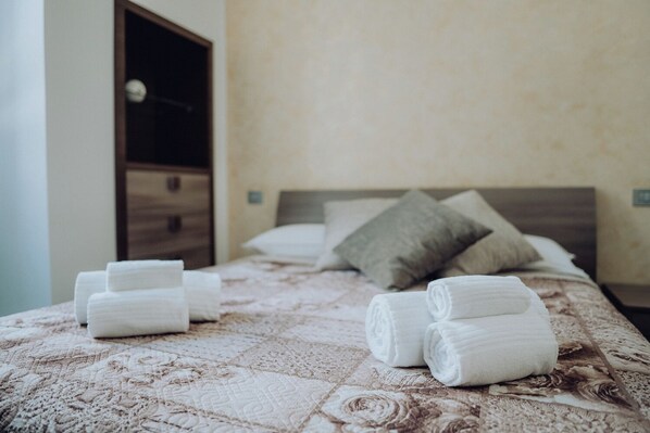 2 soveværelser, strygejern/strygebræt, internetforbindelse, sengetøj