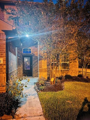 Exterior - Luxury Stay - Near Houston Airport (Humble)