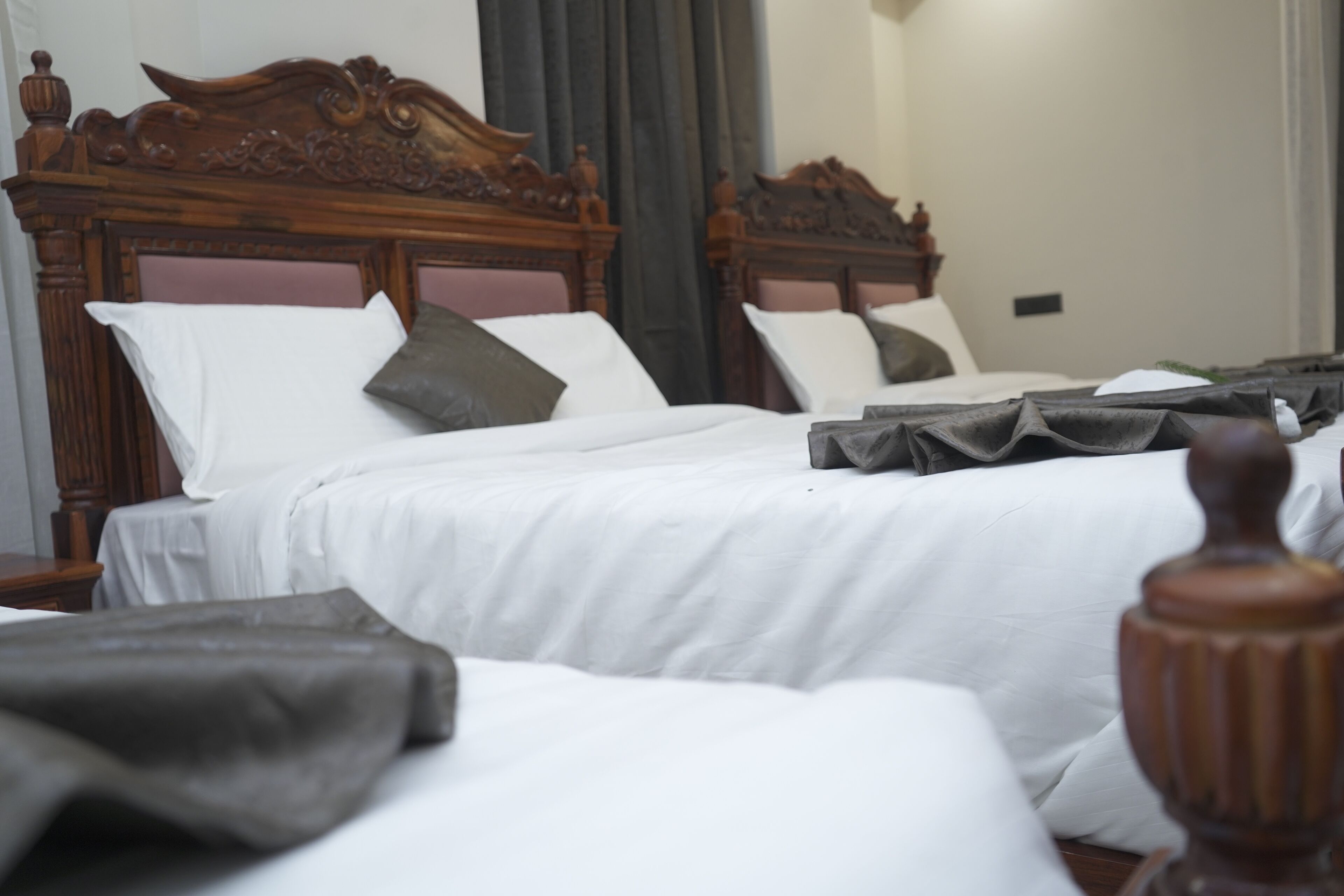 Familienzimmer | Laptopgeeigneter Arbeitsplatz, kostenloses WLAN