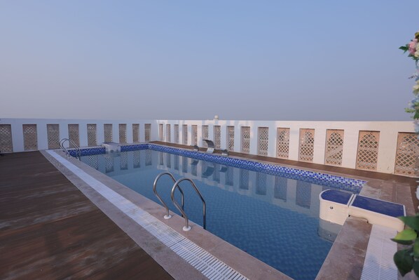 Indoor pool - Hotel Shringar Mahal (Vrindavan)