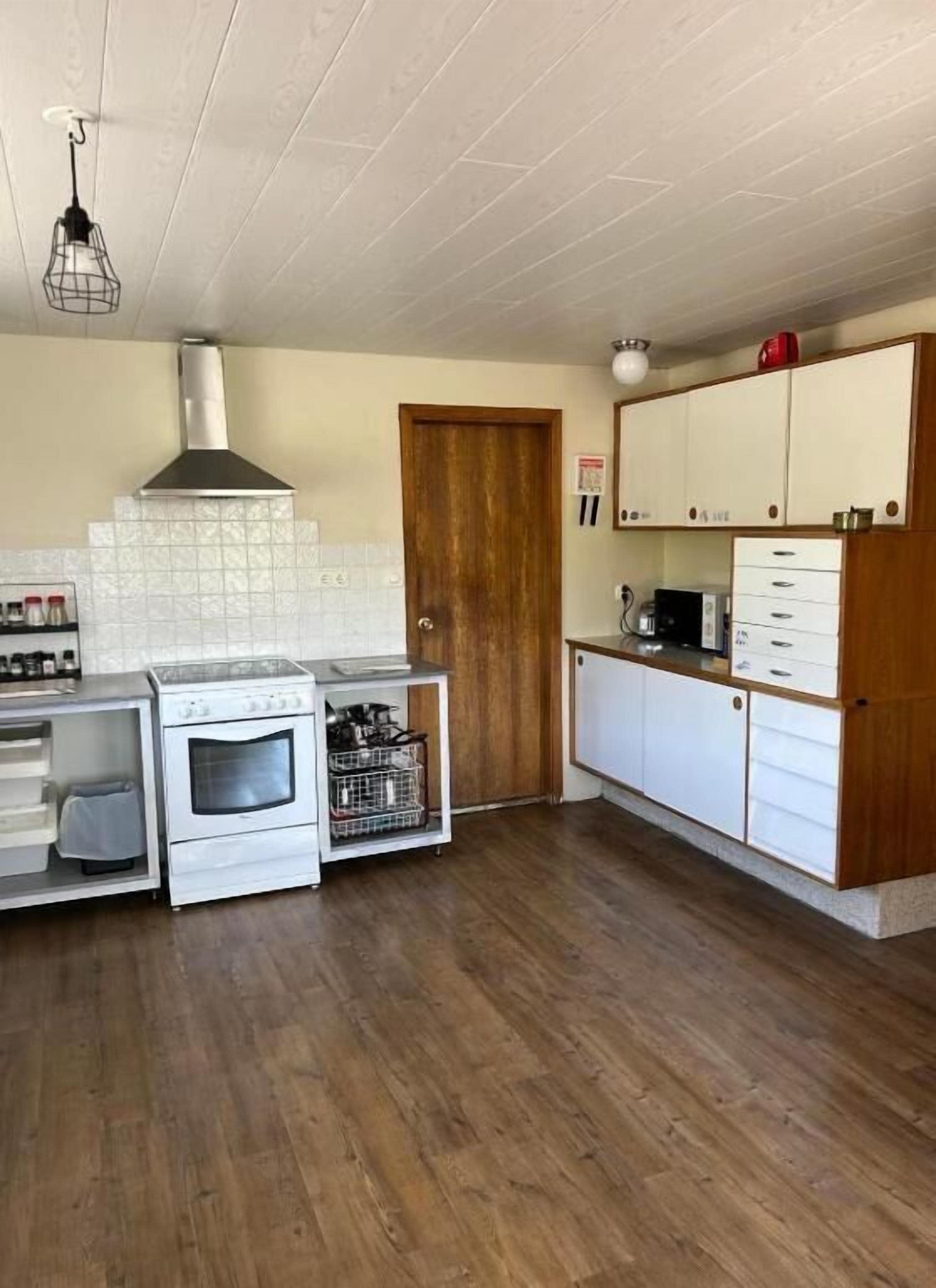 舒适独立别墅, 阳台, 山景 | 共用厨房 | 高脚椅