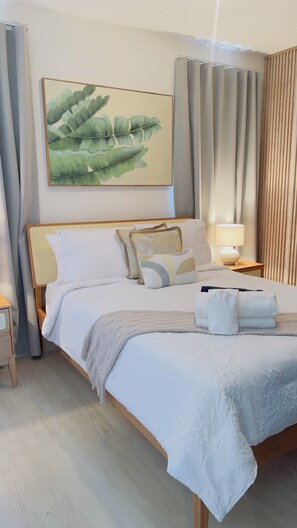 مكواة/لوح كي وواي فاي مجانًا وملاءات أسرّة