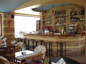 Bar (en la propiedad)