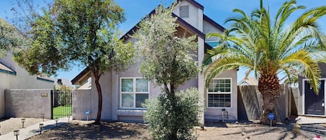 Casa (3 Bedrooms) | Vista frontal de la propiedad