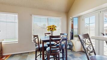 Hus (3 Bedrooms) | Innvendig