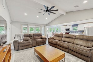 Casa (3 Bedrooms) | Interior