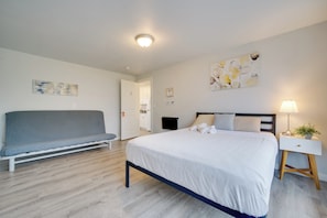 Apartment (3 Bedrooms) | Interior - Walk to Restaurants + Light Rail: Seattle Getaway (Seattle)