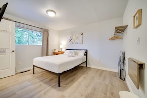 Apartment (3 Bedrooms) | Interior - Walk to Restaurants + Light Rail: Seattle Getaway (Seattle)