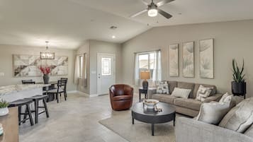 Talo (3 Bedrooms) | Sisätilat