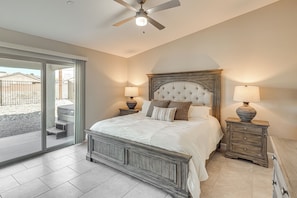 House (3 Bedrooms) | Interior - 4 Mi to Lake Havasu State Park! Retreat w/ Hot Tub (Lake Havasu City)