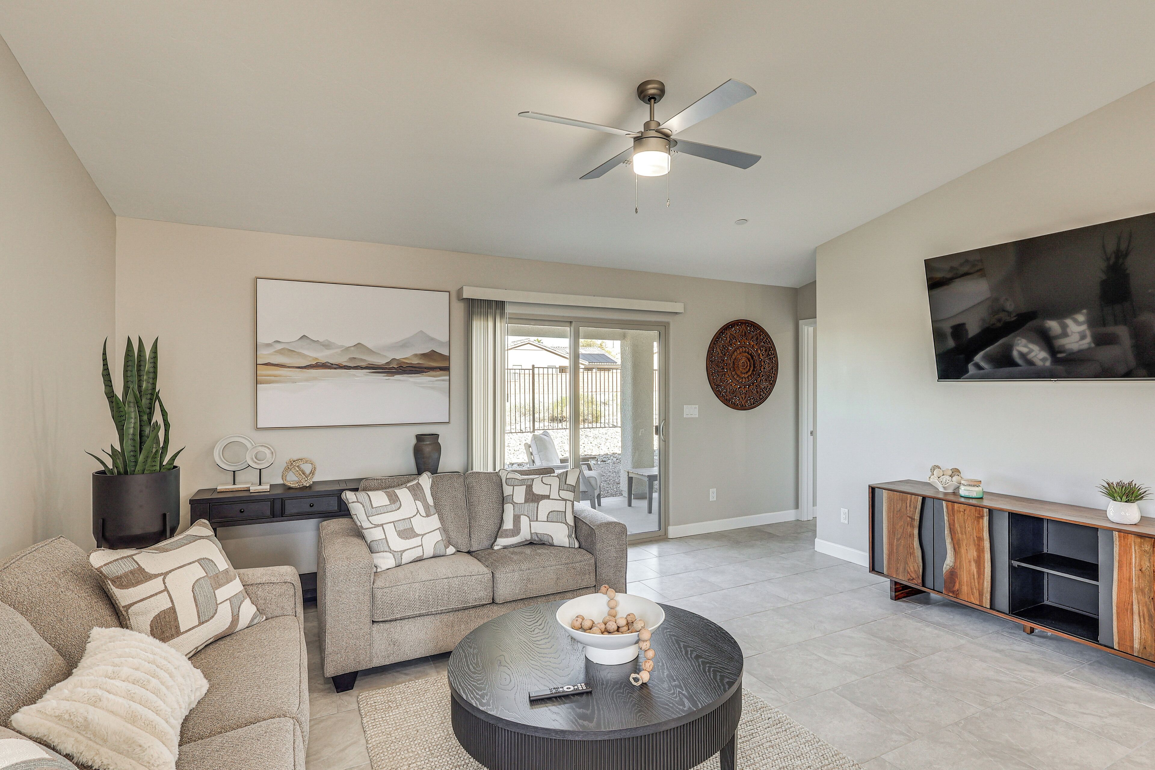 House (3 Bedrooms) | Interior