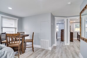 House (2 Bedrooms) | Interior - Walk to Restaurants: Home w/ Yard in Safety Harbor (Safety Harbor)
