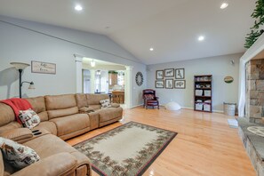 House (3 Bedrooms) | Interior - Epic Sunsets, Hot Tub! Mtn-view Pagosa Springs Gem (Pagosa Springs)