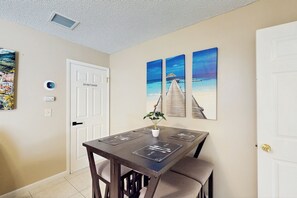 Apartment (2 Bedrooms) | Interior - 2BR Dog-friendly Oasis w/ Shared Pool & Patio (Longwood)