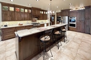 Nhà (4 Bedrooms) | Nội thất