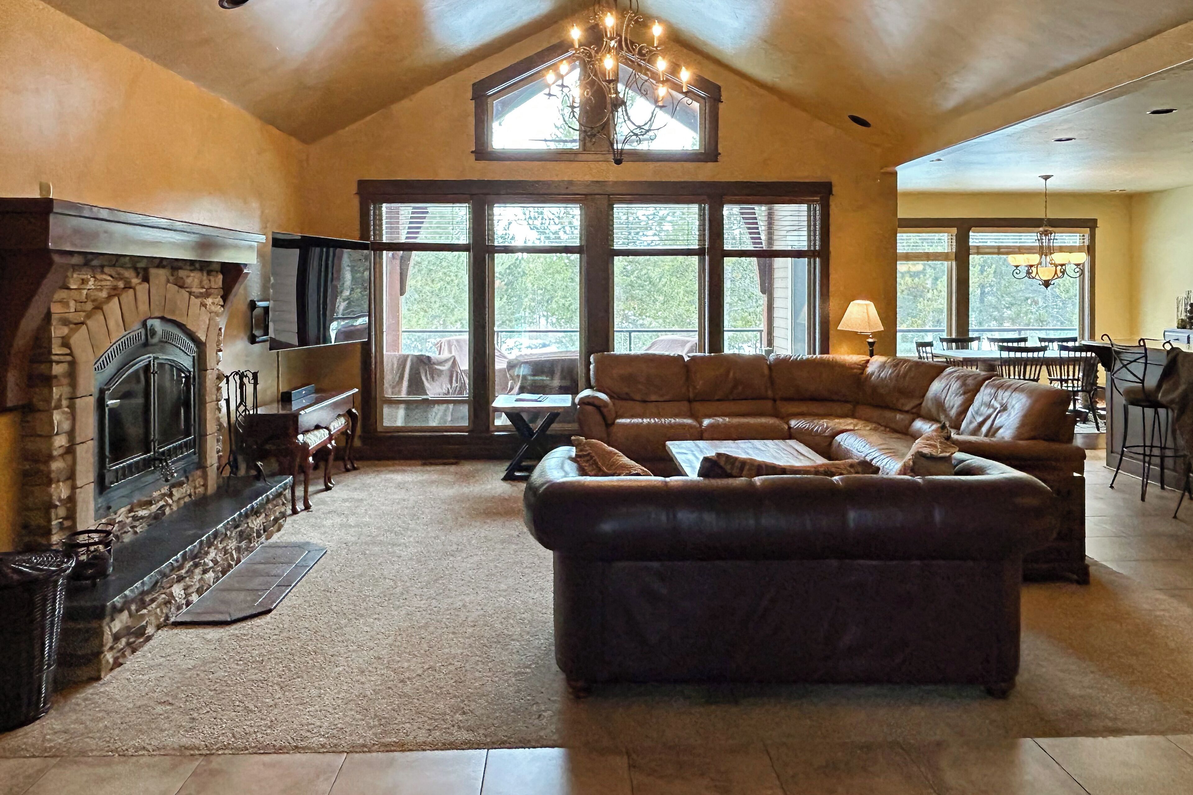 單棟房屋 (4 Bedrooms) | 內部