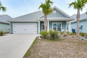 Interior - Golf Cart Included! Home Near Beach in Port St Joe (Port St. Joe)
