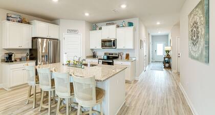 Golf Cart Included! Home Near Beach in Port St Joe