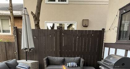 3BR Home By The River, King Bed, Soaker Tub, Walk To Museums, Restaurants