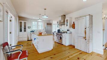 Nhà (4 Bedrooms) | Nội thất