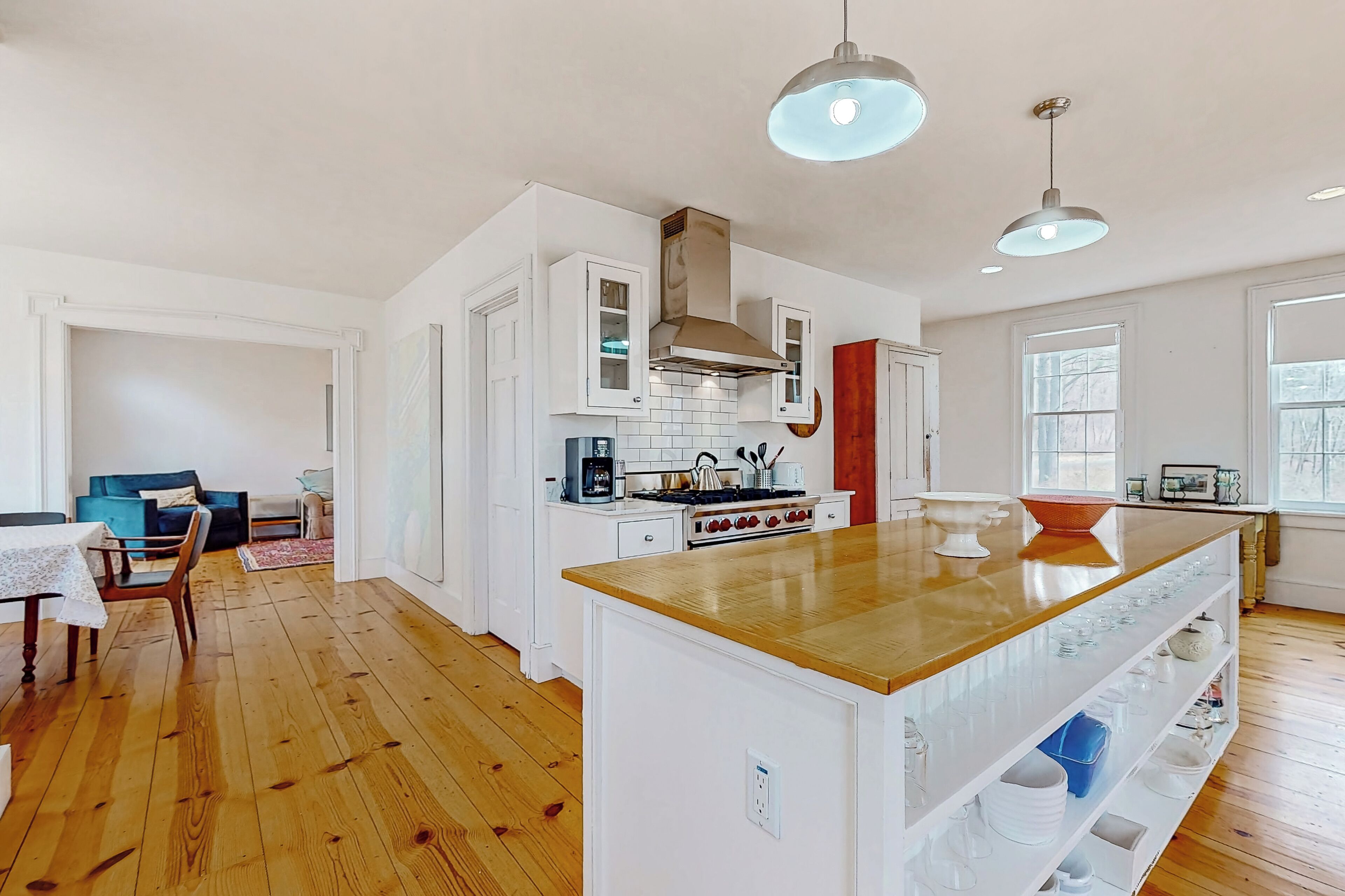 House (4 Bedrooms) | Interior