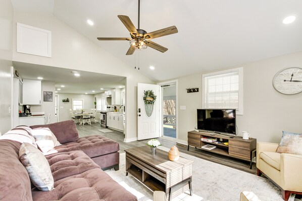 Rumah (2 Bedrooms) | Interior