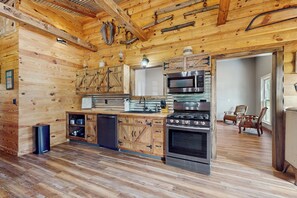 House (2 Bedrooms) | Interior - 2BR Cabin w/ Fire Pit & Outdoor Kitchen (Lookout Mountain)